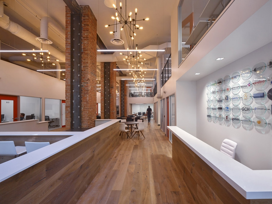 MRJ_10_24_17_Pioneer_Building111909