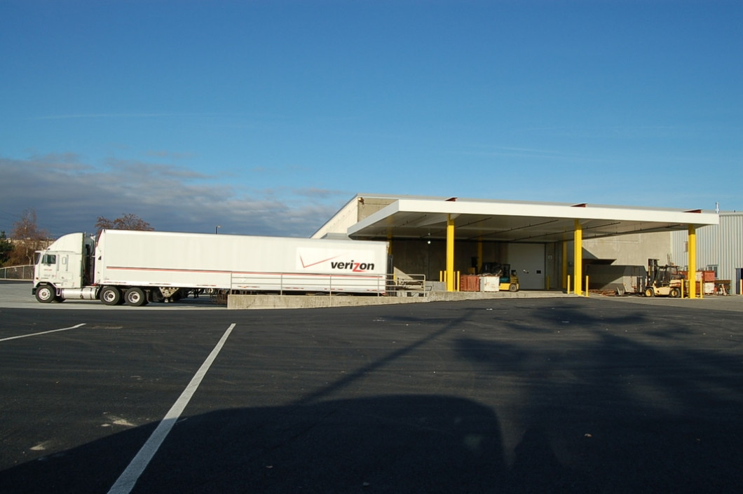 Verizon Renovation 014