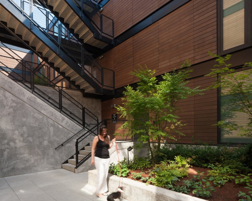 LS20140810_19mercer_003