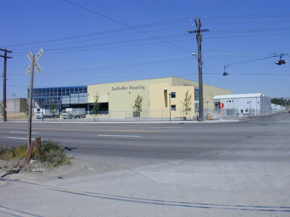 Sedrunar Recycling exterior