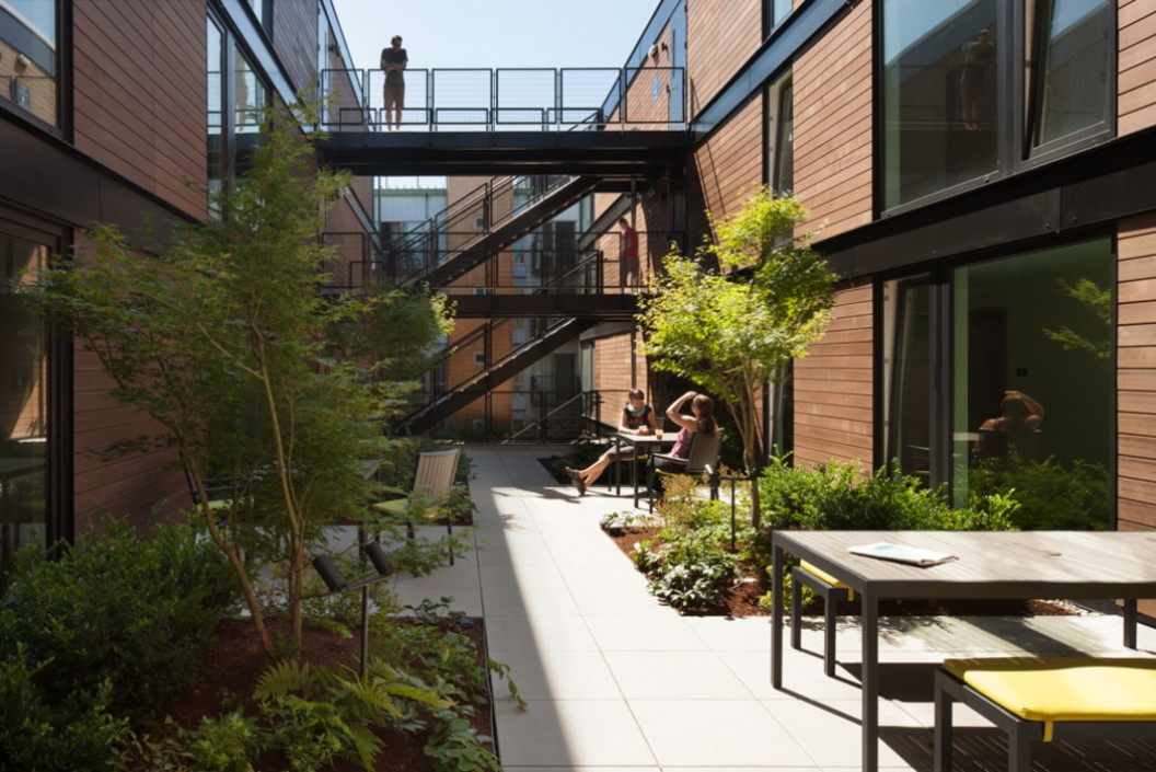 LS20140810_19mercer_005